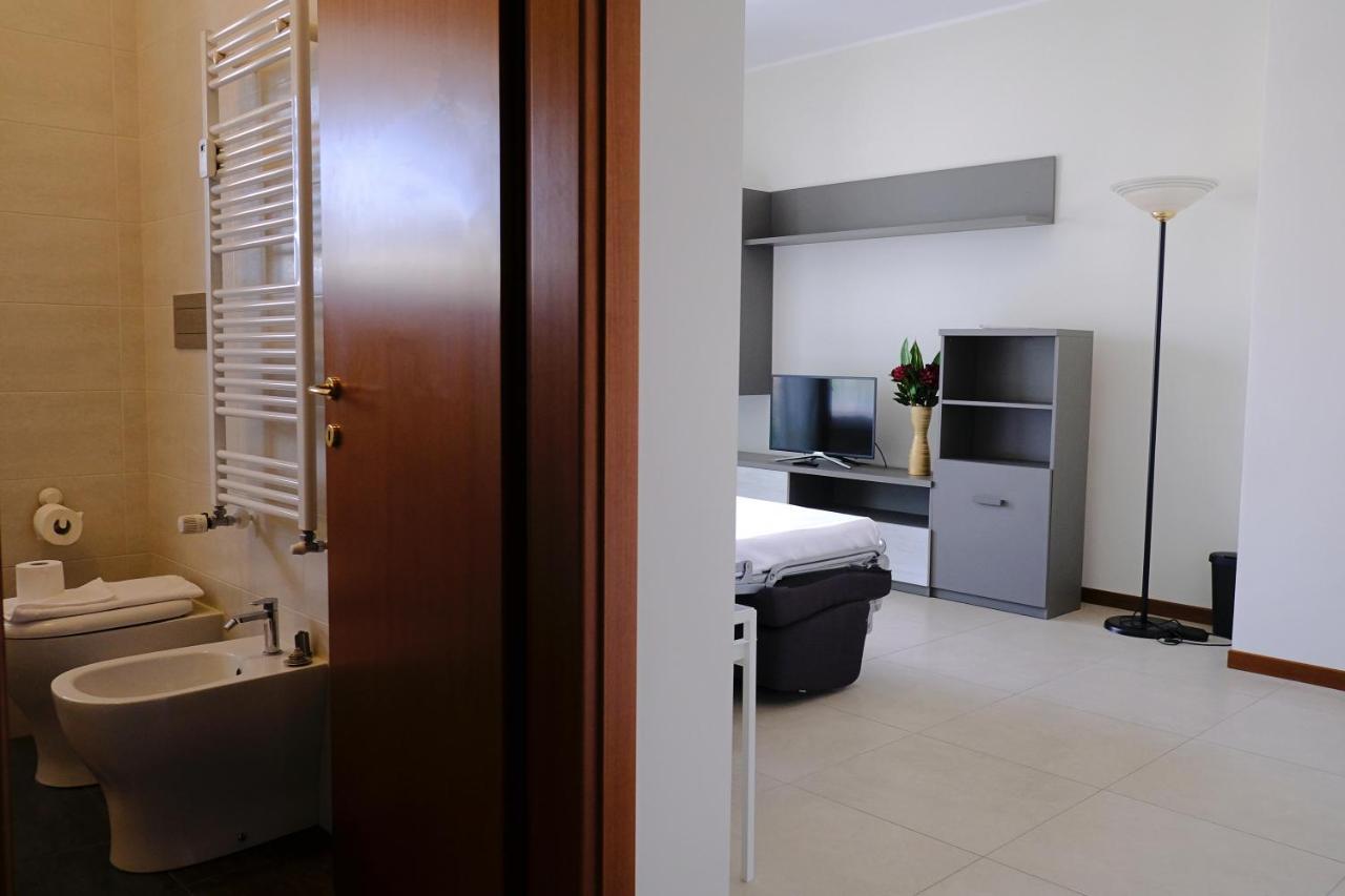 Best Way Rent - Elegante Loft Con Terrazzo Milano Ngoại thất bức ảnh