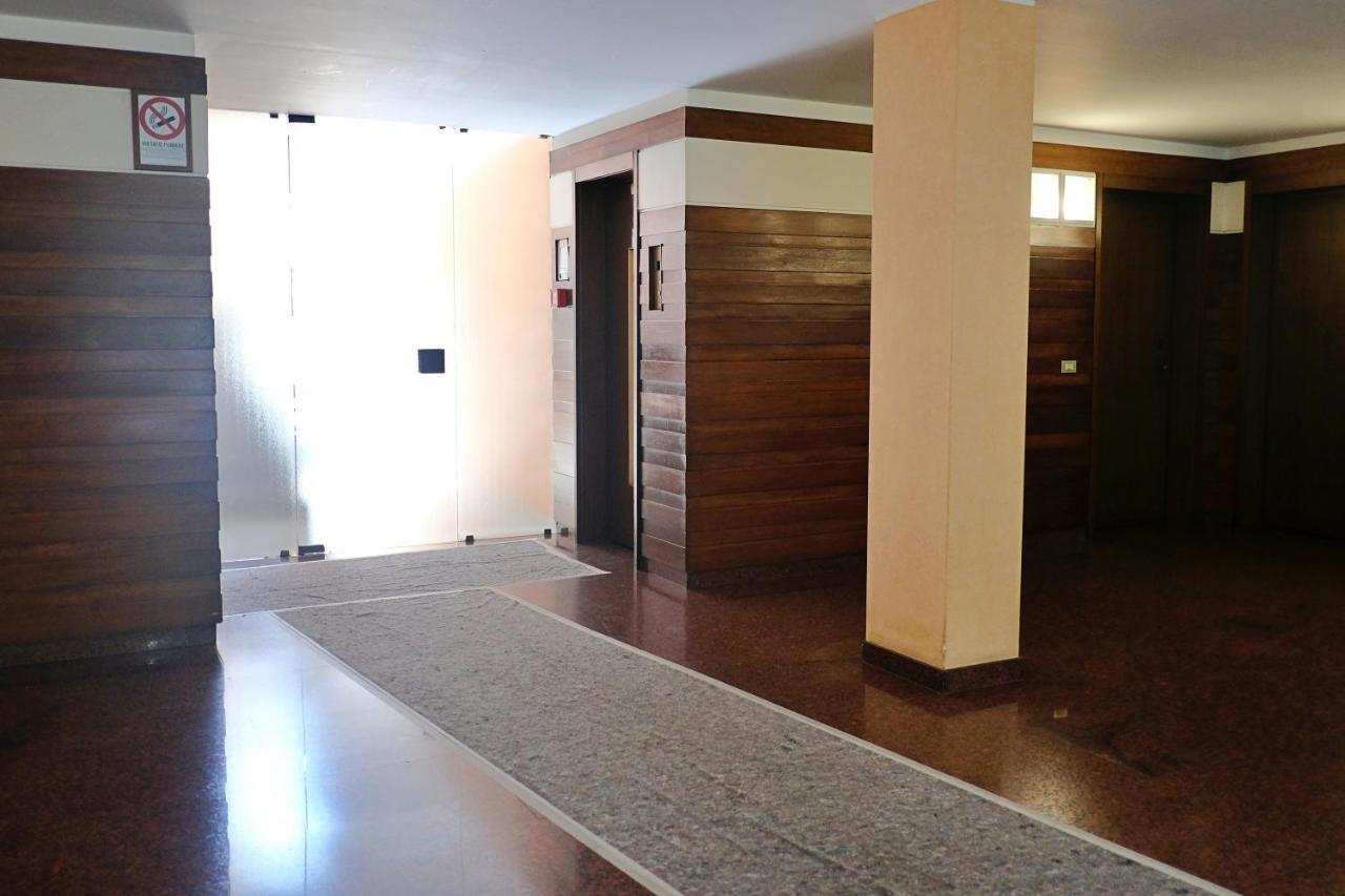 Best Way Rent - Elegante Loft Con Terrazzo Milano Ngoại thất bức ảnh